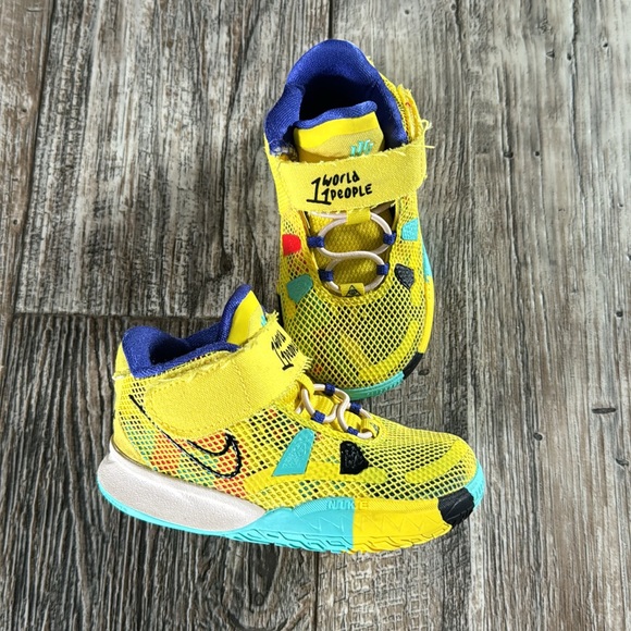 nike kyrie 7 1 world
